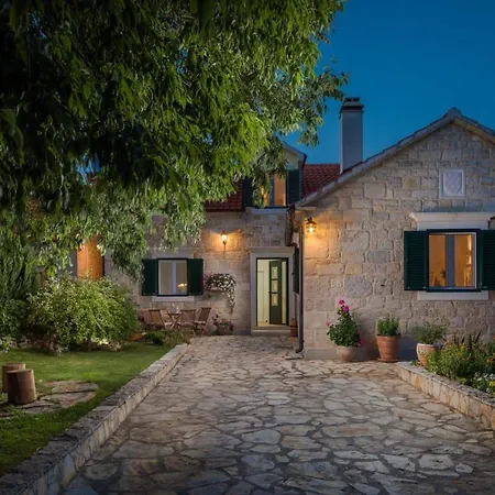 Giardino Villa Drniš